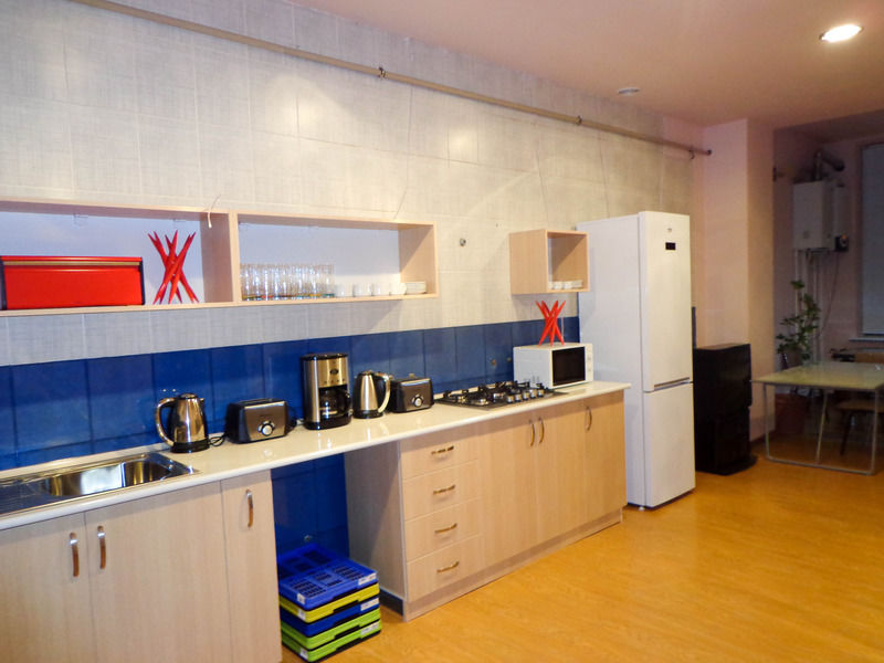 Holiday Hotel & Hostel 예레반 외부 사진