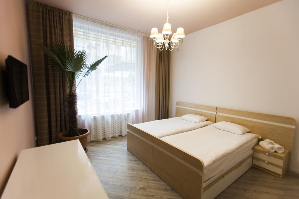 Holiday Hotel & Hostel 예레반 외부 사진