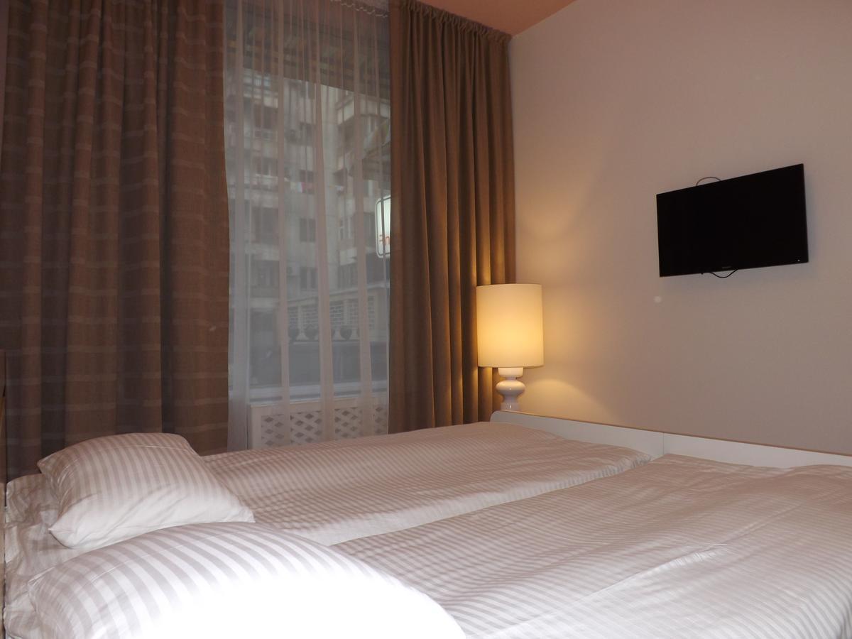 Holiday Hotel & Hostel 예레반 외부 사진