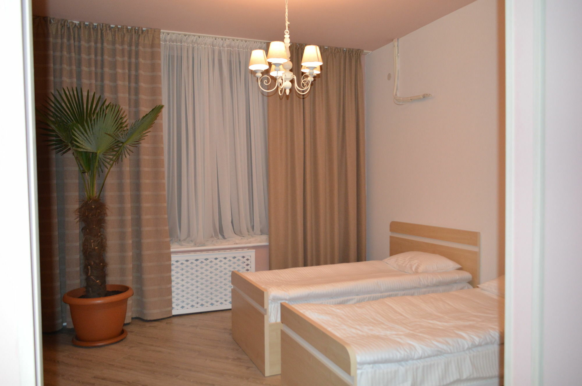 Holiday Hotel & Hostel 예레반 외부 사진