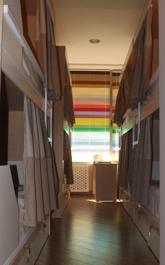Holiday Hotel & Hostel 예레반 외부 사진